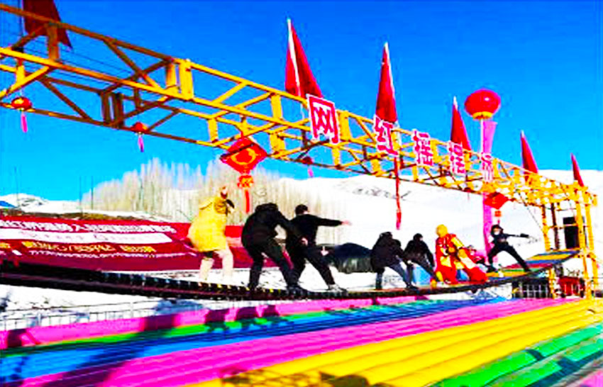 网红桥摇摆桥水上吊桥充